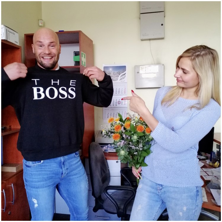 The Boss džemperis + DOVANA