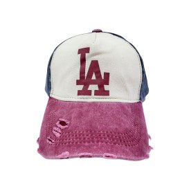 LA kepurė