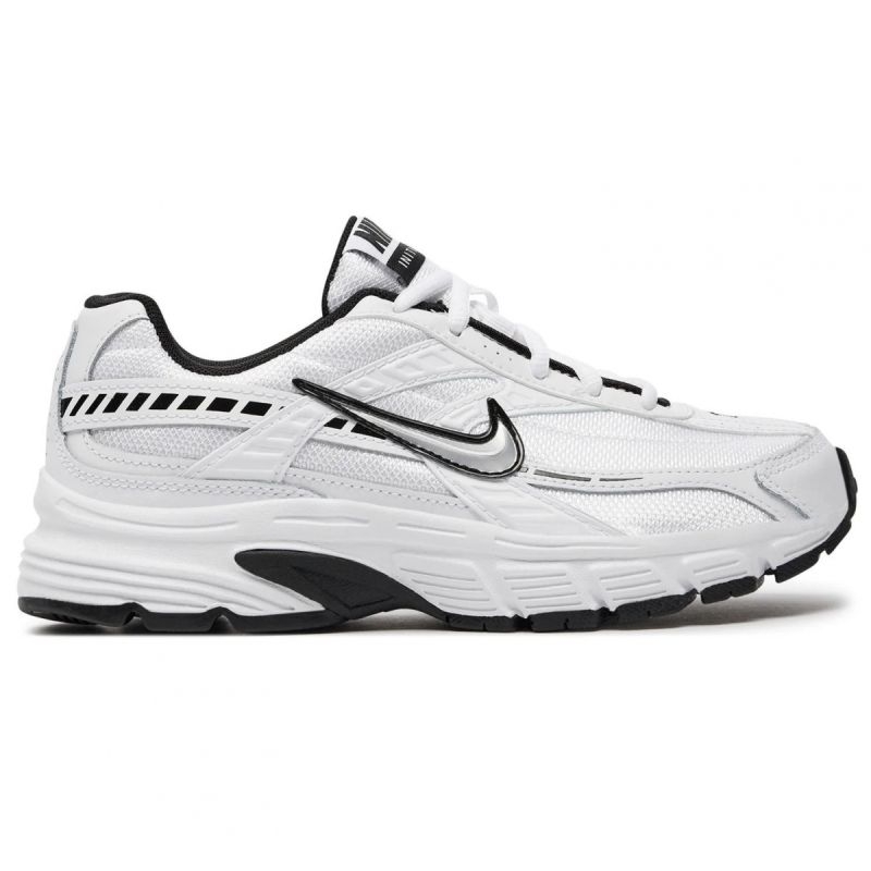 Nike bateliai
